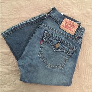 Levis 542 Low Flare Jeans